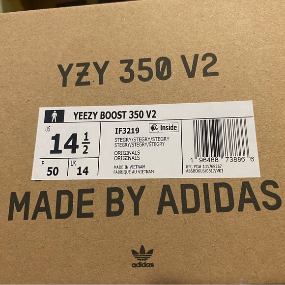Yeezy boost - Picture 2 of 2